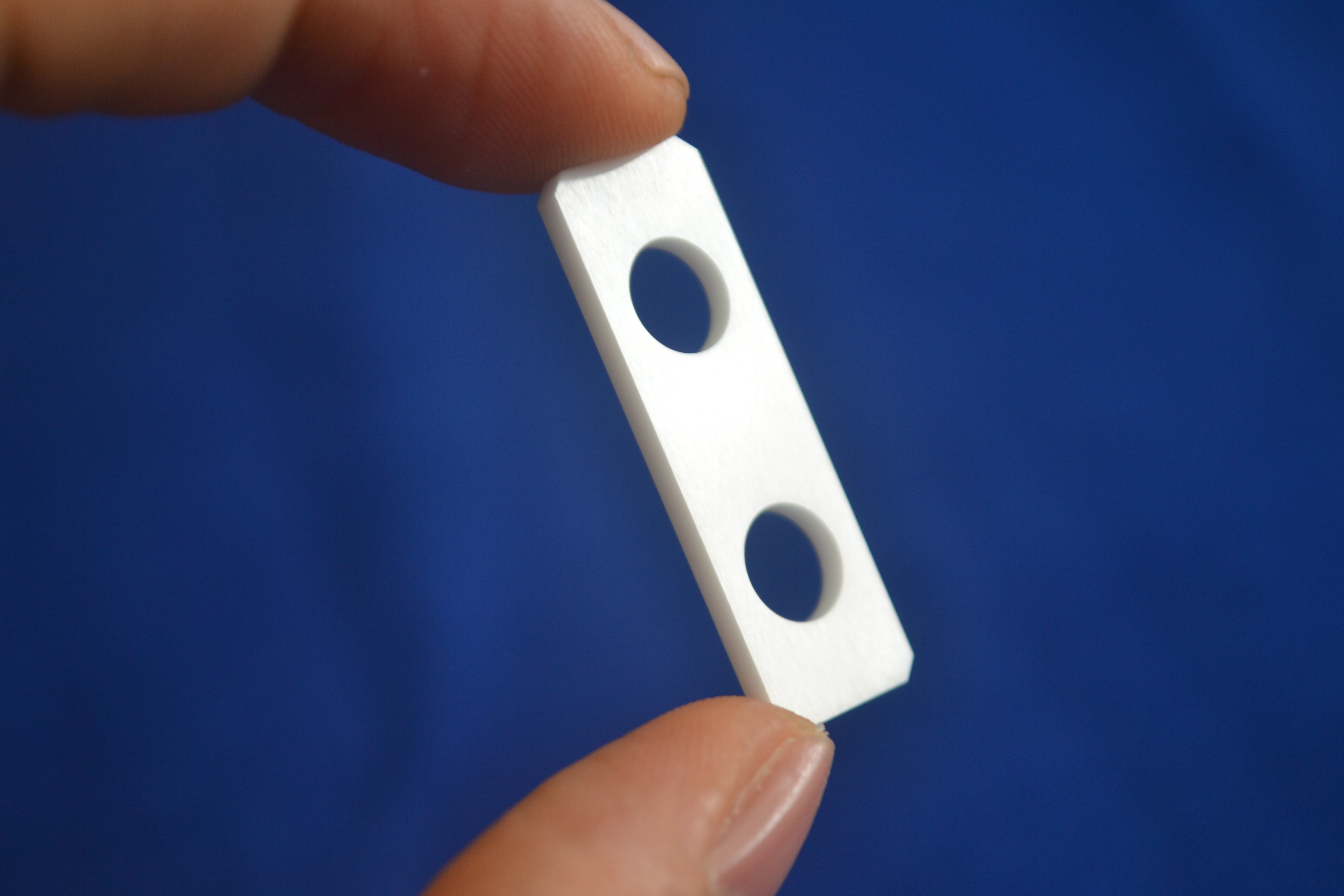 氮化鋁陶瓷片的優(yōu)勢介紹你所不知道的(圖)