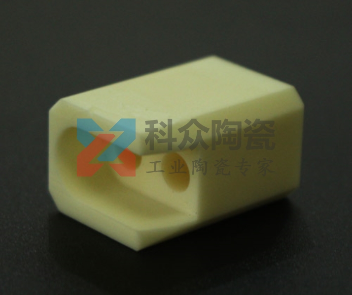 氧化鋁陶瓷有那三個顯著的優點？